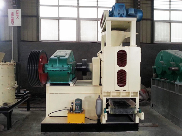 �߉��ɷۉ���C